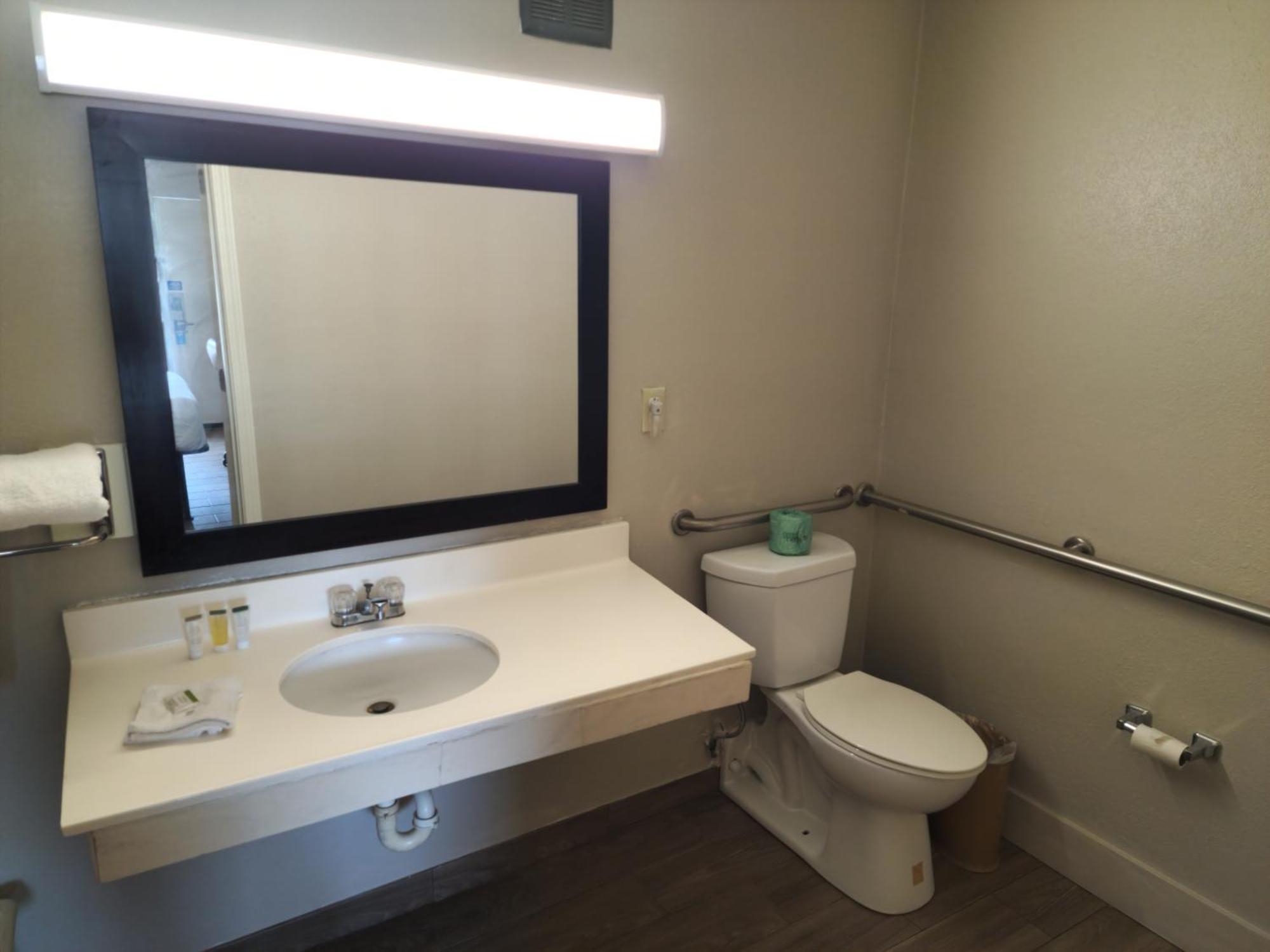 Days Inn By Wyndham Hardeeville Near Hilton Head Екстериор снимка
