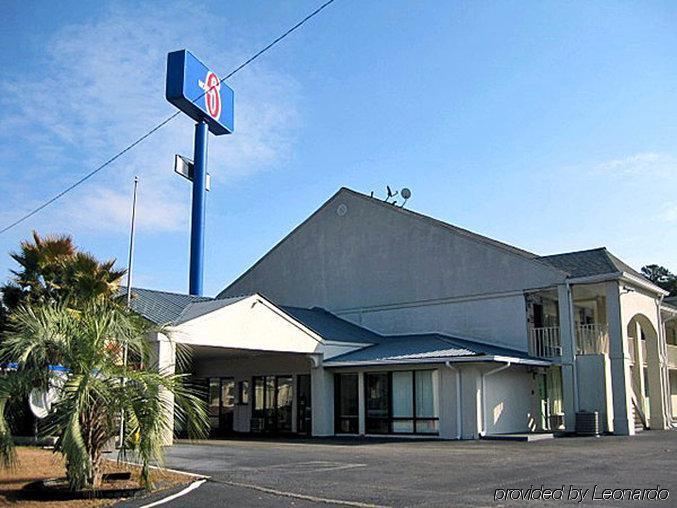 Days Inn By Wyndham Hardeeville Near Hilton Head Екстериор снимка